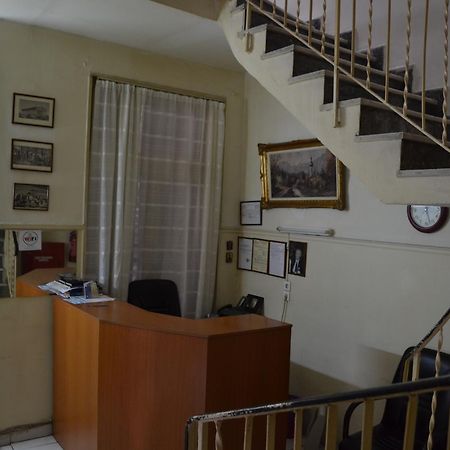 Hotel Ikaros Atene Esterno foto