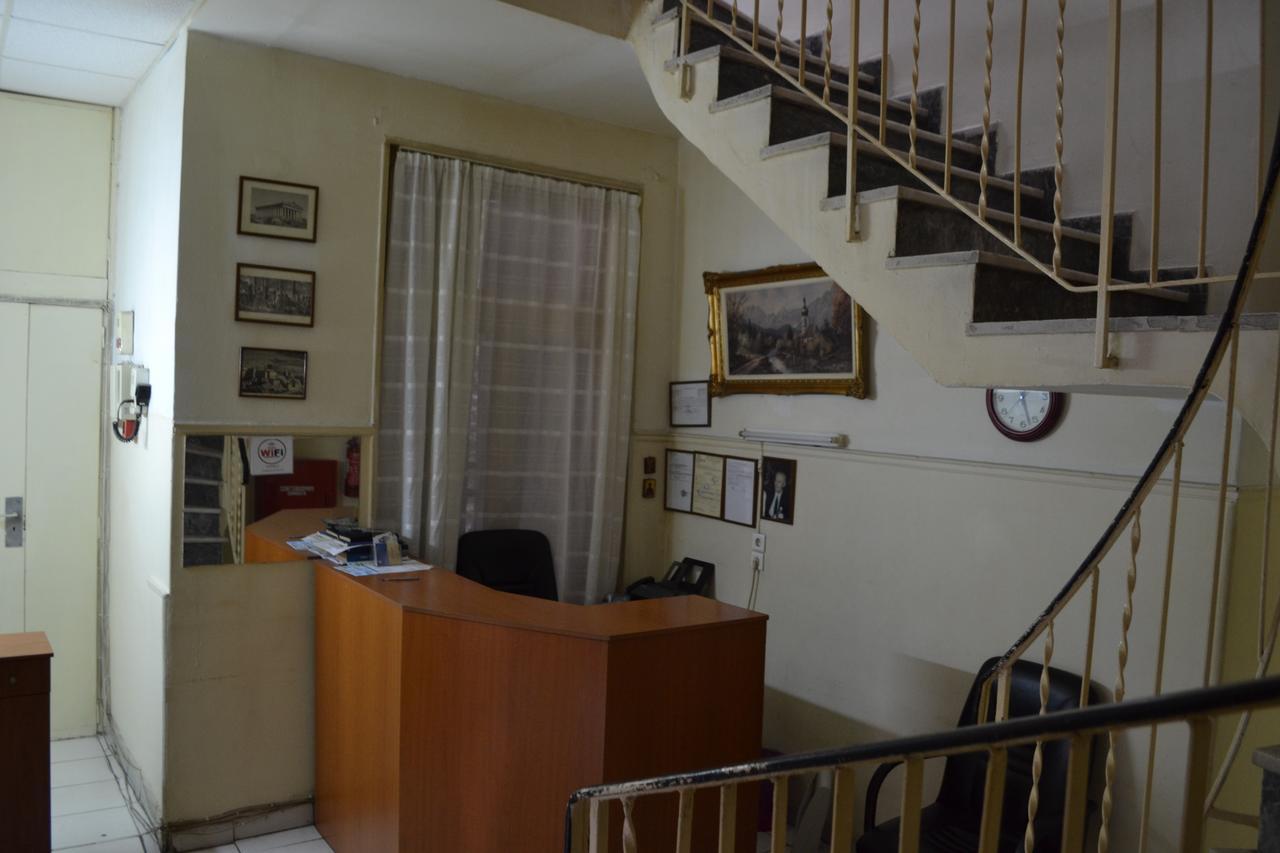 Hotel Ikaros Atene Esterno foto
